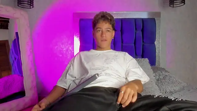 Levy Steve online show from 12-04-24, 04:10