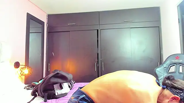 Snapshot of daniela_xue chatting on 03-12-25, 02:30 daniela xue online show from 03-12-25, 02:30