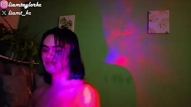 Liam Taylor online show from 01-26-25, 03:17
