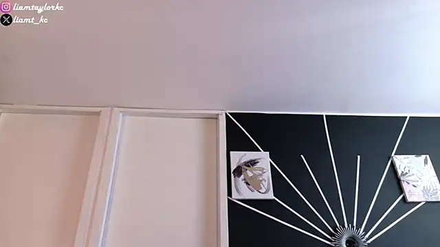 Liam Taylor online show from 03-10-25, 09:51