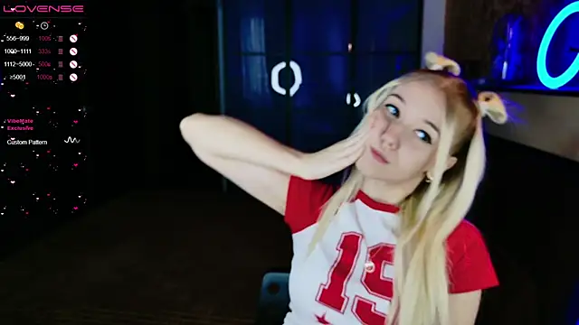 ShhhO O online show from 12-26-24, 07:56