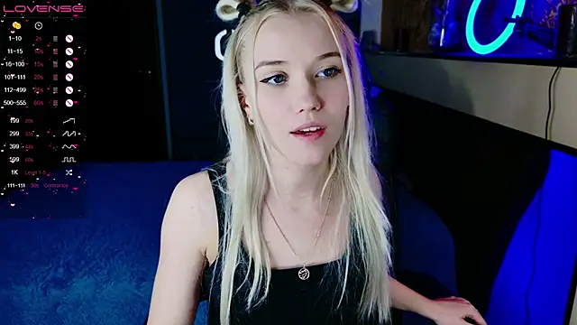 ShhhO O online show from 02-11-25, 10:26