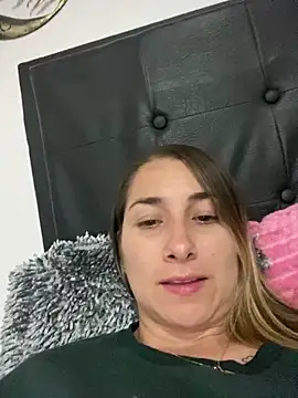 Iris love18 online show from 02-23-25, 03:13