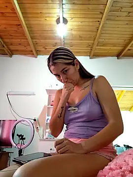 Iris love18 online show from 04-21-26, 02:12