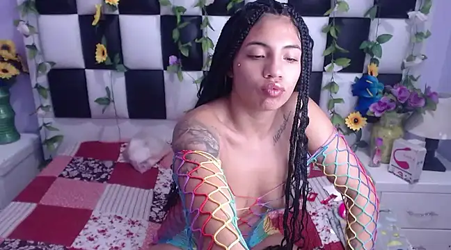 arianaa tompsoon online show from 12-27-24, 06:35