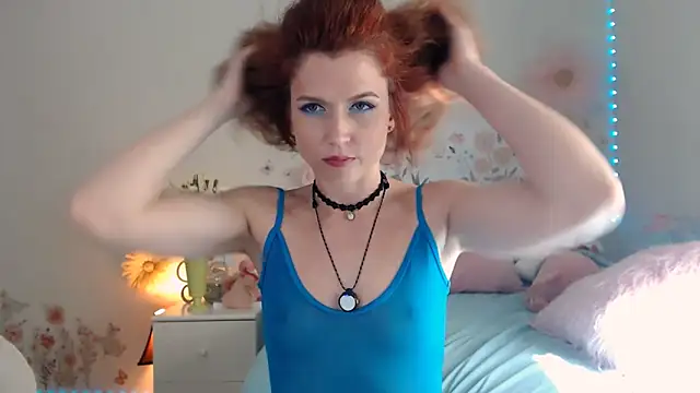 Snapshot of Poisson_Eva chatting on 06-09-26, 11:27 Poisson Eva online show from 06-09-26, 11:27