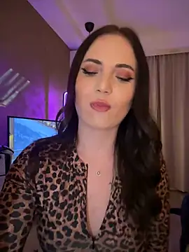 AvaGianna online show from 01-05-25, 08:00