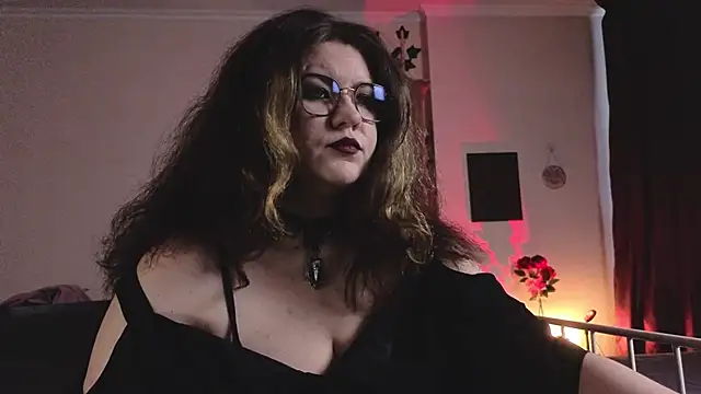 Laura Karamazov online show from 02-10-26, 11:03