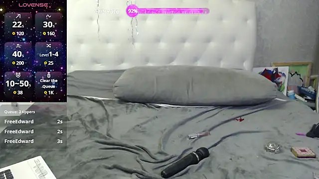 Snapshot of GinaAngelina chatting on 01-01-25, 02:19 GinaAngelina online show from 01-01-25, 02:19