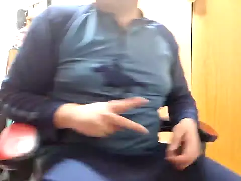 Snapshot of Javier_bear chatting on 01-16-25, 08:14 Javier bear online show from 01-16-25, 08:14