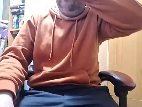 Snapshot of Javier_bear chatting on 02-19-25, 03:16 Javier bear online show from 02-19-25, 03:16