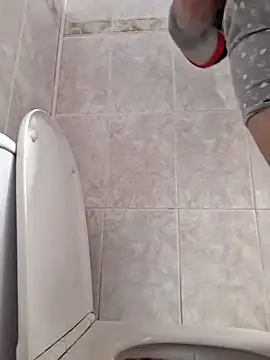 Snapshot of Javier_bear chatting on 02-21-25, 01:55 Javier bear online show from 02-21-25, 01:55