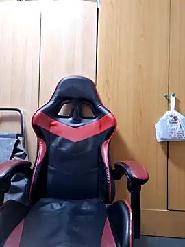 Snapshot of Javier_bear chatting on 03-10-25, 02:37 Javier bear online show from 03-10-25, 02:37