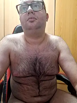 Snapshot of Javier_bear chatting on 10-19-25, 09:37 Javier bear online show from 10-19-25, 09:37