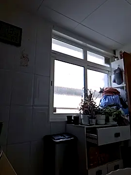 Snapshot of Javier_bear chatting on 11-22-25, 10:14 Javier bear online show from 11-22-25, 10:14