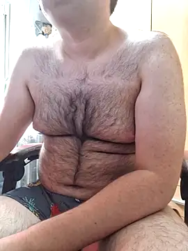 Snapshot of Javier_bear chatting on 05-01-26, 09:14 Javier bear online show from 05-01-26, 09:14
