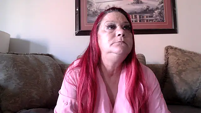 LexxiLeeds online show from 10-05-25, 04:16