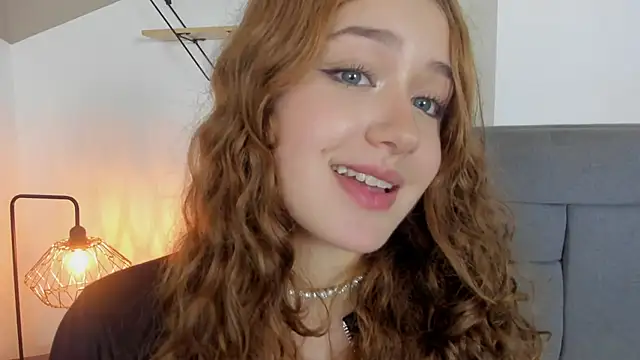 Snapshot of mailin18 chatting on 02-16-25, 12:19 mailin18 online show from 02-16-25, 12:19