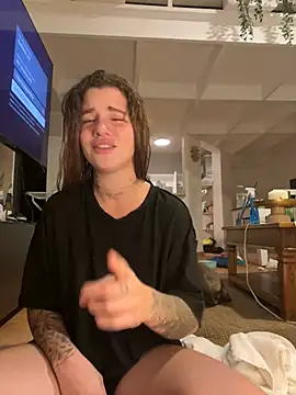 EmiliaCatalina online show from 02-13-25, 11:58