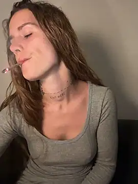 EmiliaCatalina online show from 03-04-26, 11:22