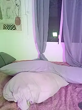 Snapshot of LillyAmore chatting on 01-18-25, 11:11 LillyAmore online show from 01-18-25, 11:11