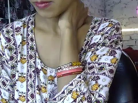 Snapshot of Anjali_Milsi chatting on 11-23-25, 05:29 Anjali Milsi online show from 11-23-25, 05:29