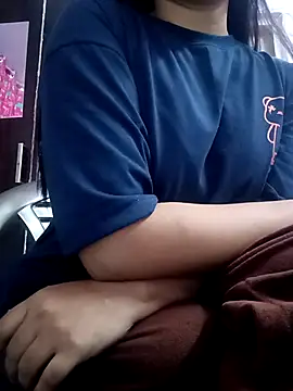 Snapshot of Harpreet_49 chatting on 12-19-24, 06:45 Harpreet 49 online show from 12-19-24, 06:45