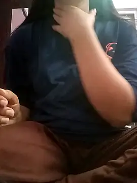 Snapshot of Harpreet_49 chatting on 01-15-25, 06:22 Harpreet 49 online show from 01-15-25, 06:22