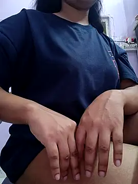 Snapshot of Harpreet_49 chatting on 10-01-25, 06:08 Harpreet 49 online show from 10-01-25, 06:08