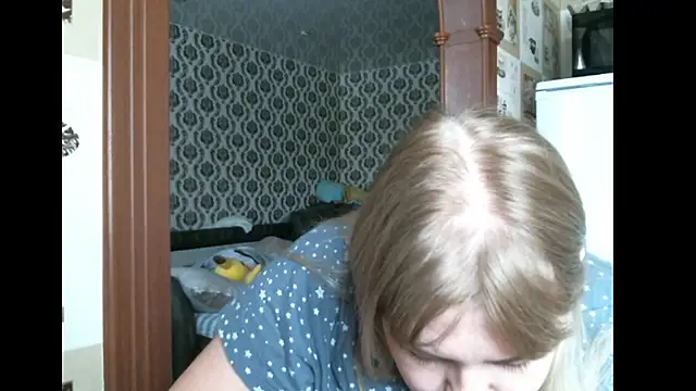 Snapshot of Lady_nice_cat chatting on 11-13-25, 03:05 Lady nice cat online show from 11-13-25, 03:05