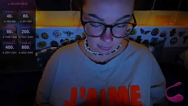 EllieOz online show from 12-24-24, 06:50