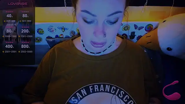 EllieOz online show from 12-28-24, 10:44