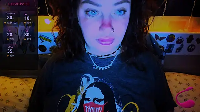 EllieOz online show from 02-23-25, 03:40