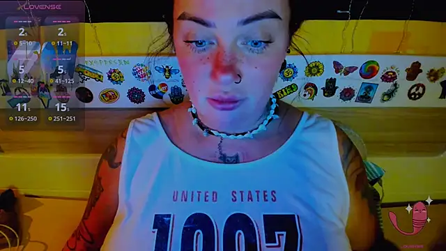 EllieOz online show from 09-27-25, 05:40