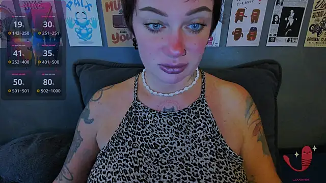EllieOz online show from 07-03-26, 04:13