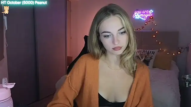 Miss Aliannaa online show from 10-05-25, 08:07