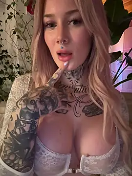 Stella-Kink online show from 02-22-25, 10:40