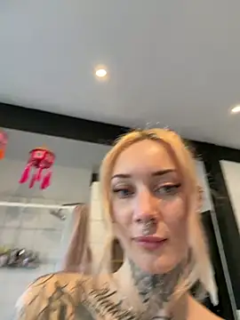 Stella-Kink online show from 03-06-26, 01:07