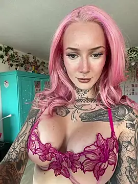 Snapshot of Stella-Kink chatting on 05-29-26, 10:24 Stella-Kink online show from 05-29-26, 10:24