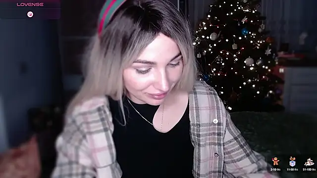 Snapshot of Yoda21 chatting on 01-04-25, 04:11 Yoda21 online show from 01-04-25, 04:11