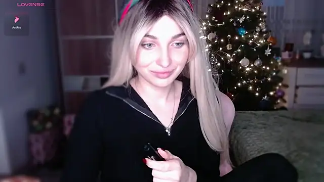 Snapshot of Yoda21 chatting on 01-07-25, 03:02 Yoda21 online show from 01-07-25, 03:02