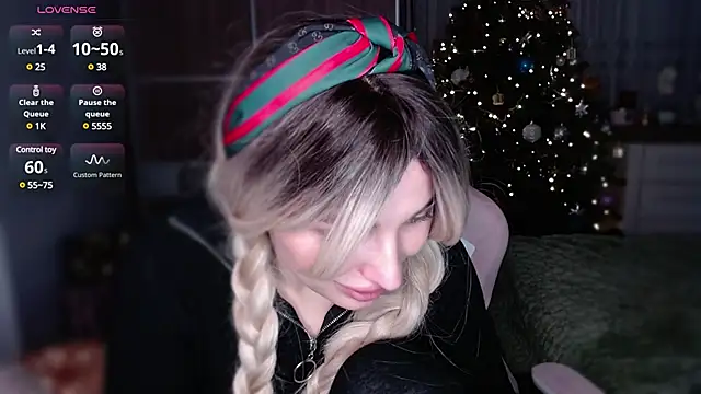 Snapshot of Yoda21 chatting on 01-07-25, 06:03 Yoda21 online show from 01-07-25, 06:03