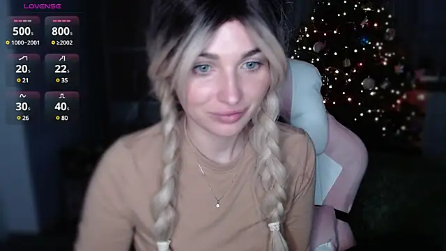 Snapshot of Yoda21 chatting on 01-09-25, 04:17 Yoda21 online show from 01-09-25, 04:17