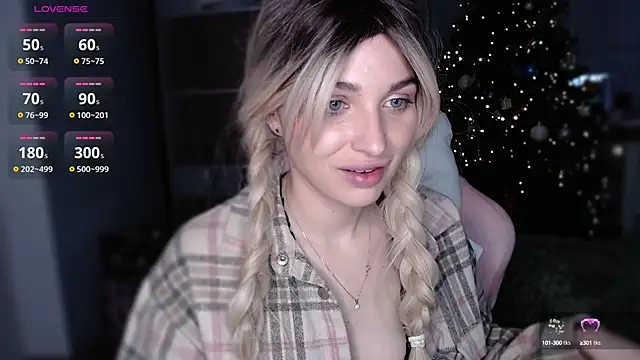 Snapshot of Yoda21 chatting on 01-10-25, 01:20 Yoda21 online show from 01-10-25, 01:20