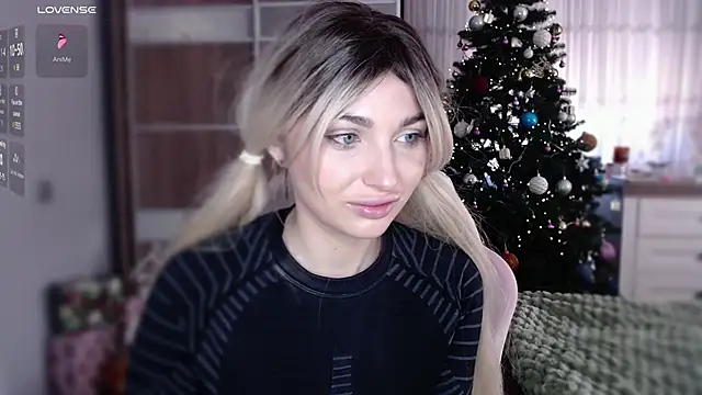 Snapshot of Yoda21 chatting on 01-20-25, 10:29 Yoda21 online show from 01-20-25, 10:29