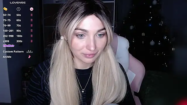 Snapshot of Yoda21 chatting on 01-20-25, 06:43 Yoda21 online show from 01-20-25, 06:43