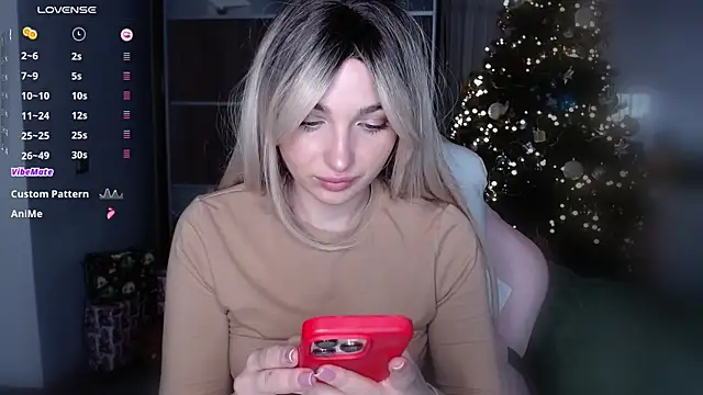 Snapshot of Yoda21 chatting on 01-22-25, 12:06 Yoda21 online show from 01-22-25, 12:06