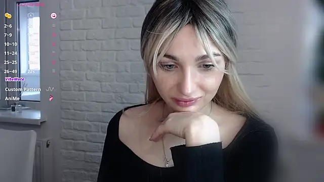 Snapshot of Yoda21 chatting on 02-04-25, 02:10 Yoda21 online show from 02-04-25, 02:10