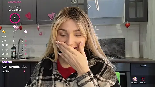 Snapshot of Yoda21 chatting on 02-11-25, 10:04 Yoda21 online show from 02-11-25, 10:04