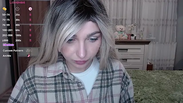 Snapshot of Yoda21 chatting on 02-16-25, 04:21 Yoda21 online show from 02-16-25, 04:21